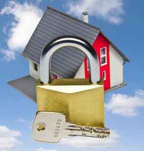 Beim Hausbau auf Sicherheitstechnik achten