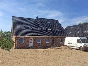 Doppelhaus für 2 Parteien öffnet für Interessierte | Hausbesichtigung am 27./28. Mai in 25474 Ellerbek