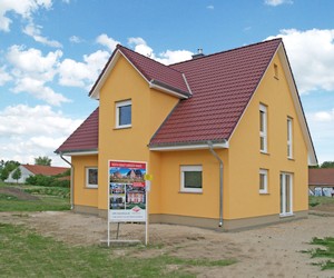 Stadthaus mit Einliegerwohnung | Hausbesichtigung am 29./30. September in 15711 Königs Wusterhausen